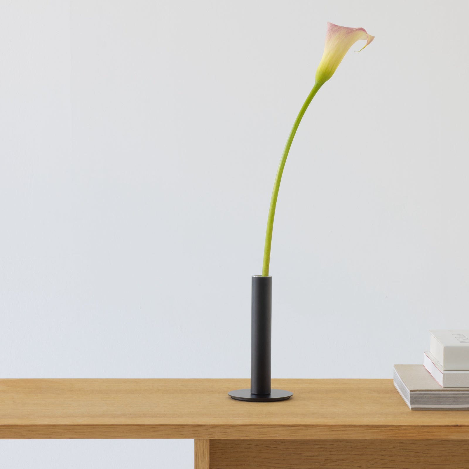 Mag Vase