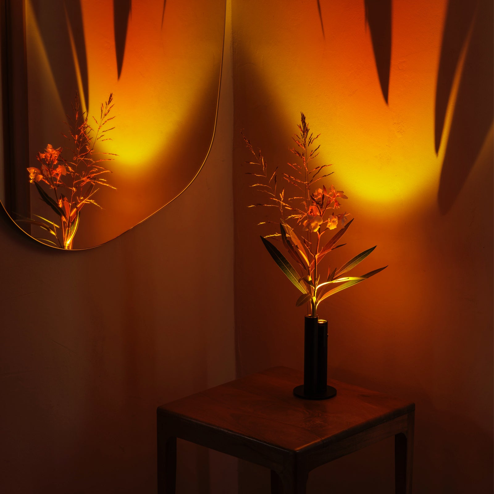 Mag Vase