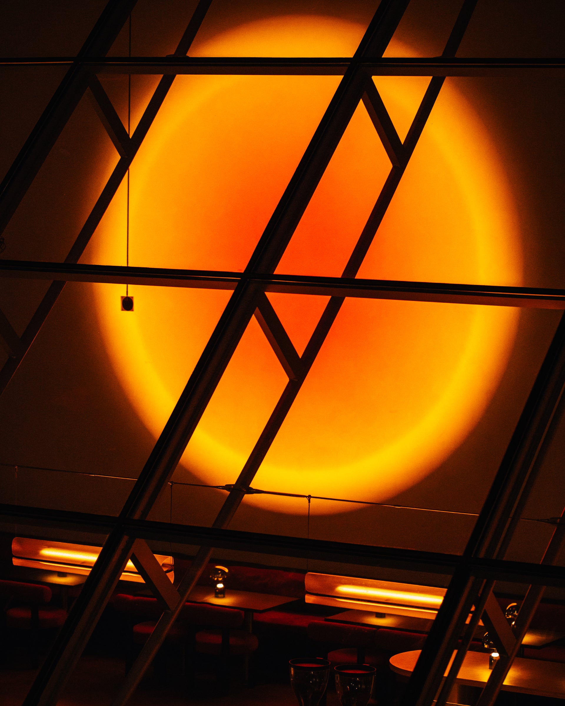 Halo Giga Ceiling